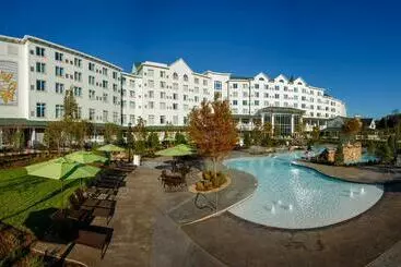 Dollywood's Dreammore Resort And Spa