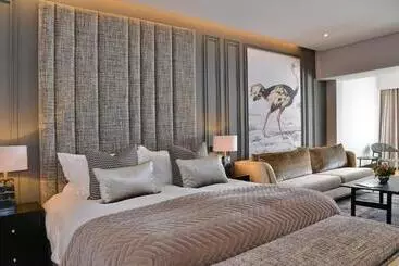 Apogee Boutique Hotel & Spa