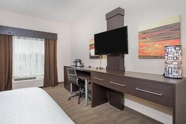 Holiday Inn Express Hotel & Suites Glasgow, An Ihg