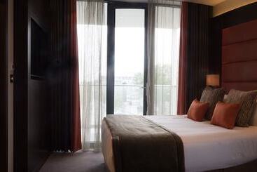 St George S Hotel   Wembley