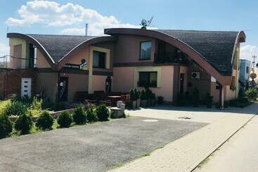 Bed and Breakfast Korona Panzió