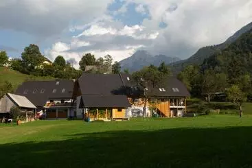 Apartments Tourist Farm štorman With Ev Ch Station