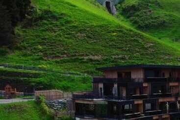 تختخواب و صبحانه Landhaus Saalbach Joker Card Included In Summer