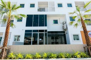 Hotel Matini Premium @ Klong 1