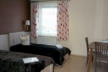 모텔 Kambarių Nuoma Rumšiškės Saurida