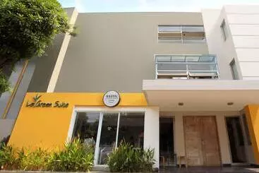 Hotel Legreen Suite Pejompongan