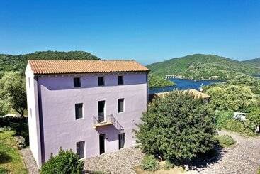 בית מלון כפרי Liscia Country Relais