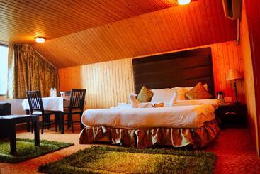 Hotell Pine Spring Resort Gulmarg