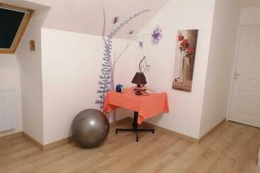 مبيت وإفطار Chez Nicole