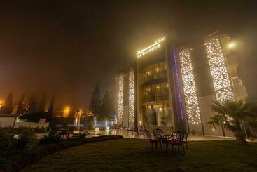 فندق صغير منتجع الفـــيروز السياحي