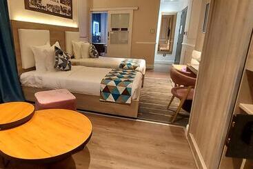 هتل Atlantis Alger