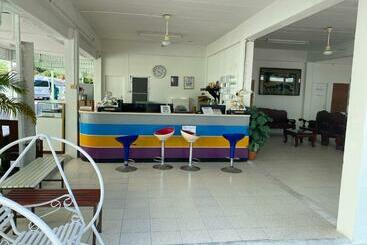 Hotel Bangsaen Budget