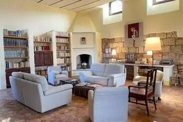 هتل Lama Di Luna Biomasseria