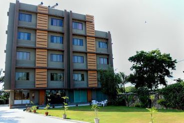 Hotel Oyo Rooms Udaipur Airport