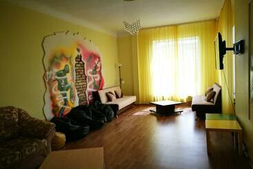 هاستل Liela Guest Apartament