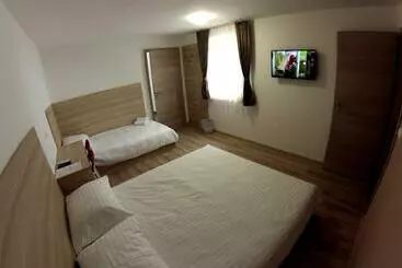 Bed & Breakfast Sweet Dreams Rooms And Apartments Postojna