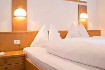 ユースホステル Schönblick Ohg Des Daum Tobias