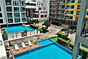 Hotel Neo Condo อพาร์ตเมนต์สองห้องนอน Pattaya