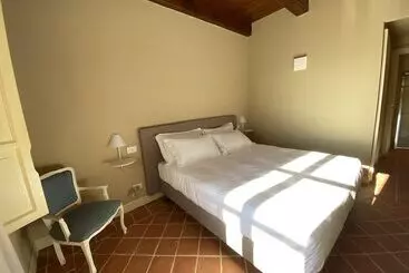 فندق Agrisuite Le Querce Del Vareglio
