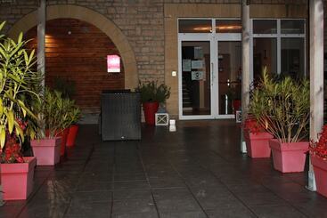 בית מלון כפרי Hôtel De La Beauronne