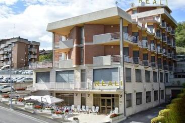 בית מלון כפרי Reali