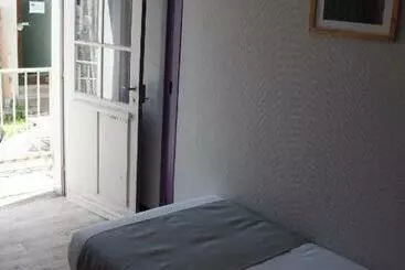 Le Pavillon Bleu Hotel Restaurant