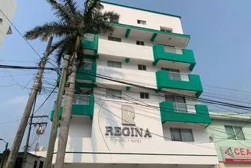 Hotel Suites Regina