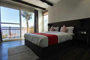 Курорт The Rudraksh, A Himalayan Retreat