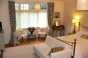 住宿加早餐 Chindit House