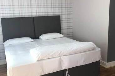 דירות לתיירים Ellison Hall