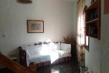 בית מלון כפרי Lefka