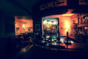 فندق The Garden House Inn