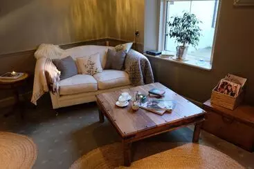 هتل The Hightae Inn