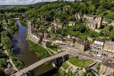 شقة Ironbridge View Townhouse