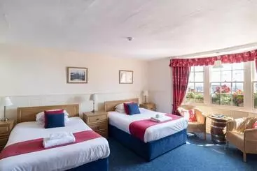 بنسيون The Kings Head