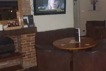 Hotel Plough & Harrow