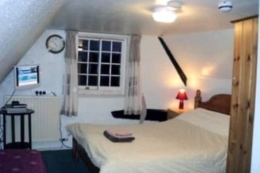 Hotel Three Horseshoes Inn