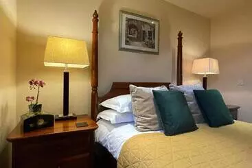 בית מלון כפרי The Hawkley Inn