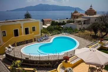 هتل Arcangelo Salina