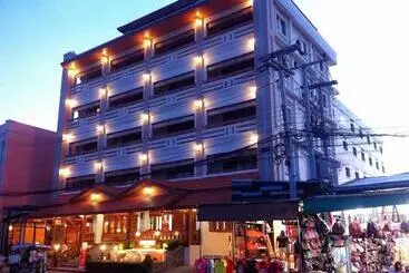 Riverfront Hotel Mukdahan