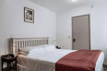 پانسیون The Blenheim Buttery