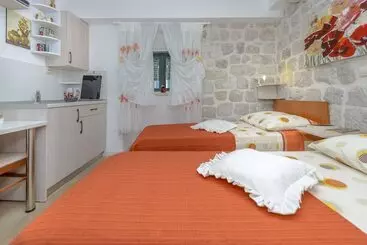 Studio Apartments Stradun
