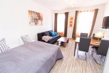 Vienna Star Apartments Hütteldorferstraße 69