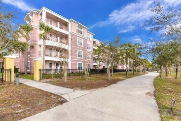 کلبه Fresh And Remodeled In Vista Cay! Townhome 3br/3.5ba 3vc045