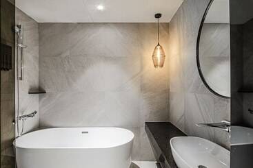 Отель The Castle 2