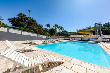 Отель Fazenda Aguas De Lindoia