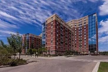 هتل Macewan University Residence