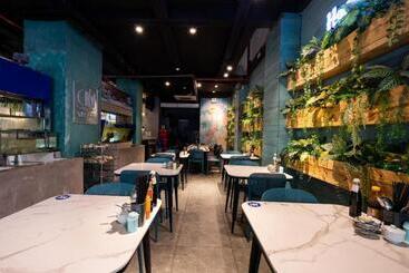 هتل آپارتمان Justay Chinatown