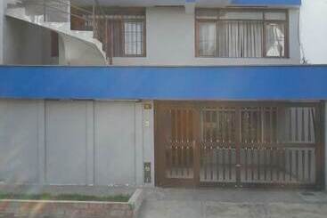 Royal Sweet Dreams Airport B&b