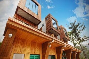 Daebudo Aloha Pension